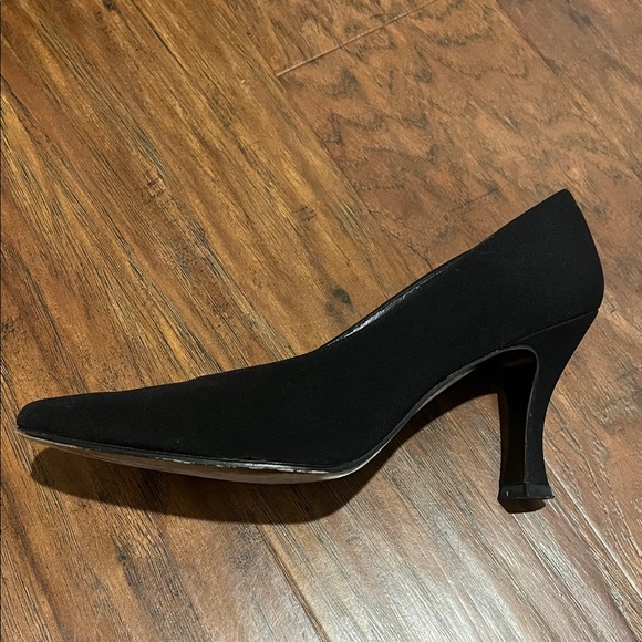 Stuart Weitzman Black Heels - Picture 4 of 5